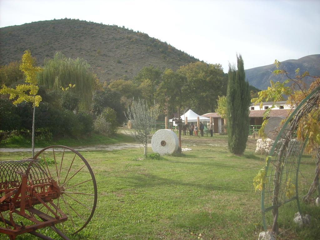 Villa Locanda Dell'Asino D'Oro Sulmona Exterior foto