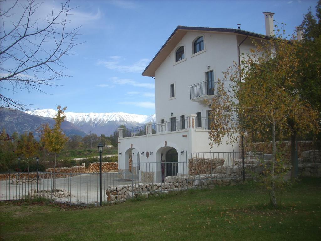 Villa Locanda Dell'Asino D'Oro Sulmona Exterior foto